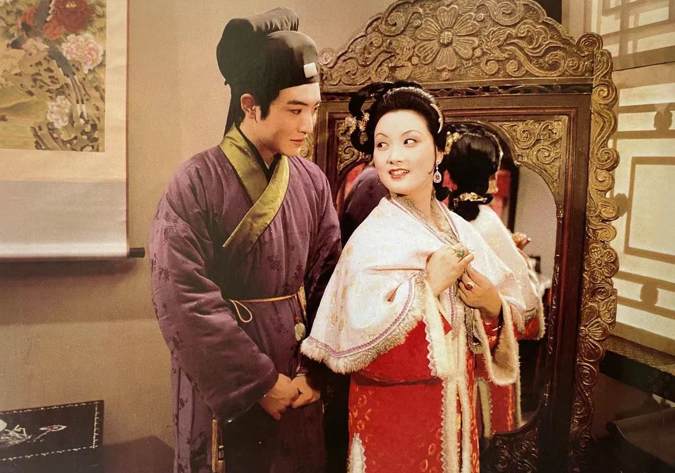 贾瑞没钱没势还不正经,为什么敢打王熙凤的主意?——顶端新闻